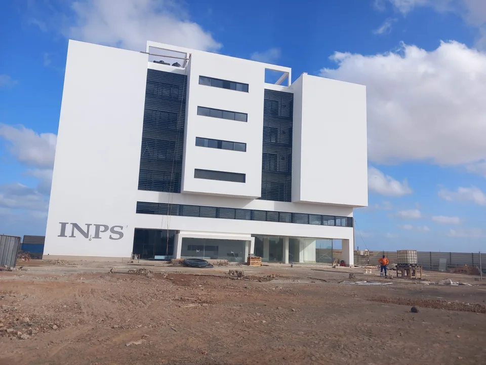 Edifício INPS — fachada principal
