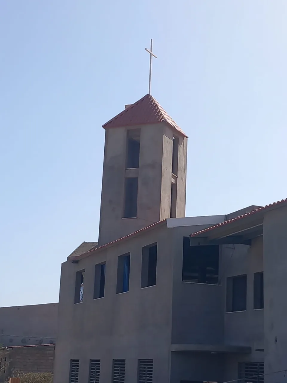 Igreja de Nossa Senhora da Graça — torre e cobertura nova