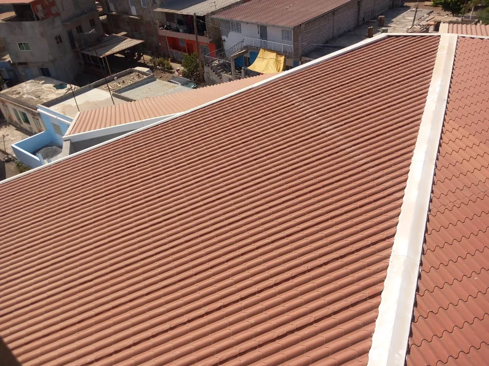 Cobertura da igreja em chapa perfil telha