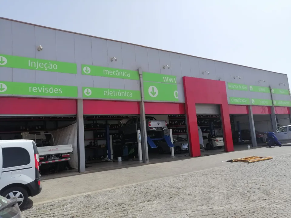 Fachada das instalações da Tuacar